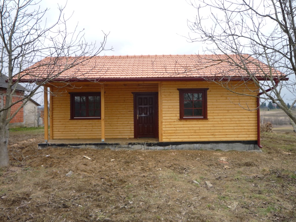 Velika montažna hiža (17).JPG